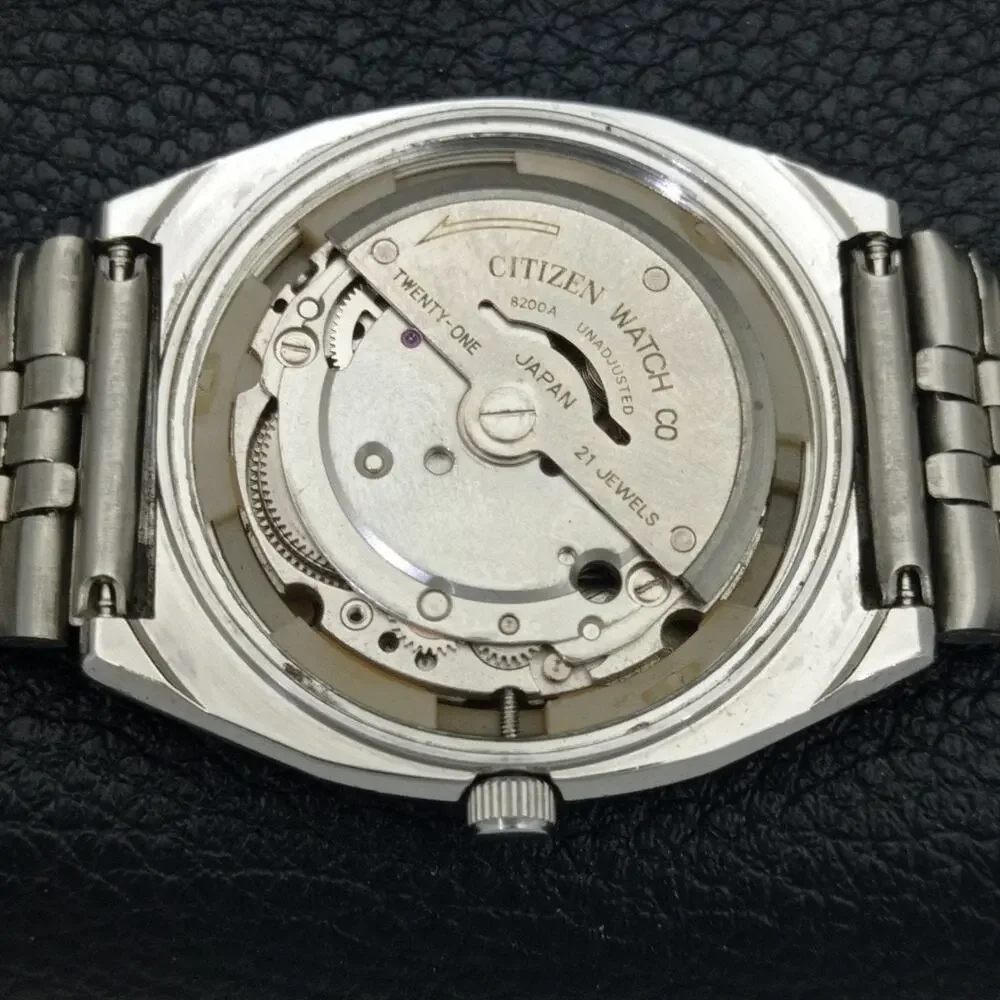 Vintage 1987 Citizen Automatic Mens Silver Watch W/daydate & Red accents